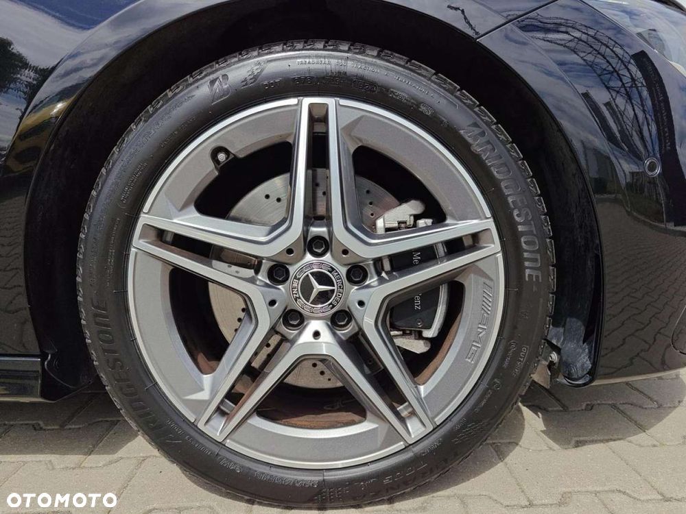 Mercedes-Benz CLA - 10