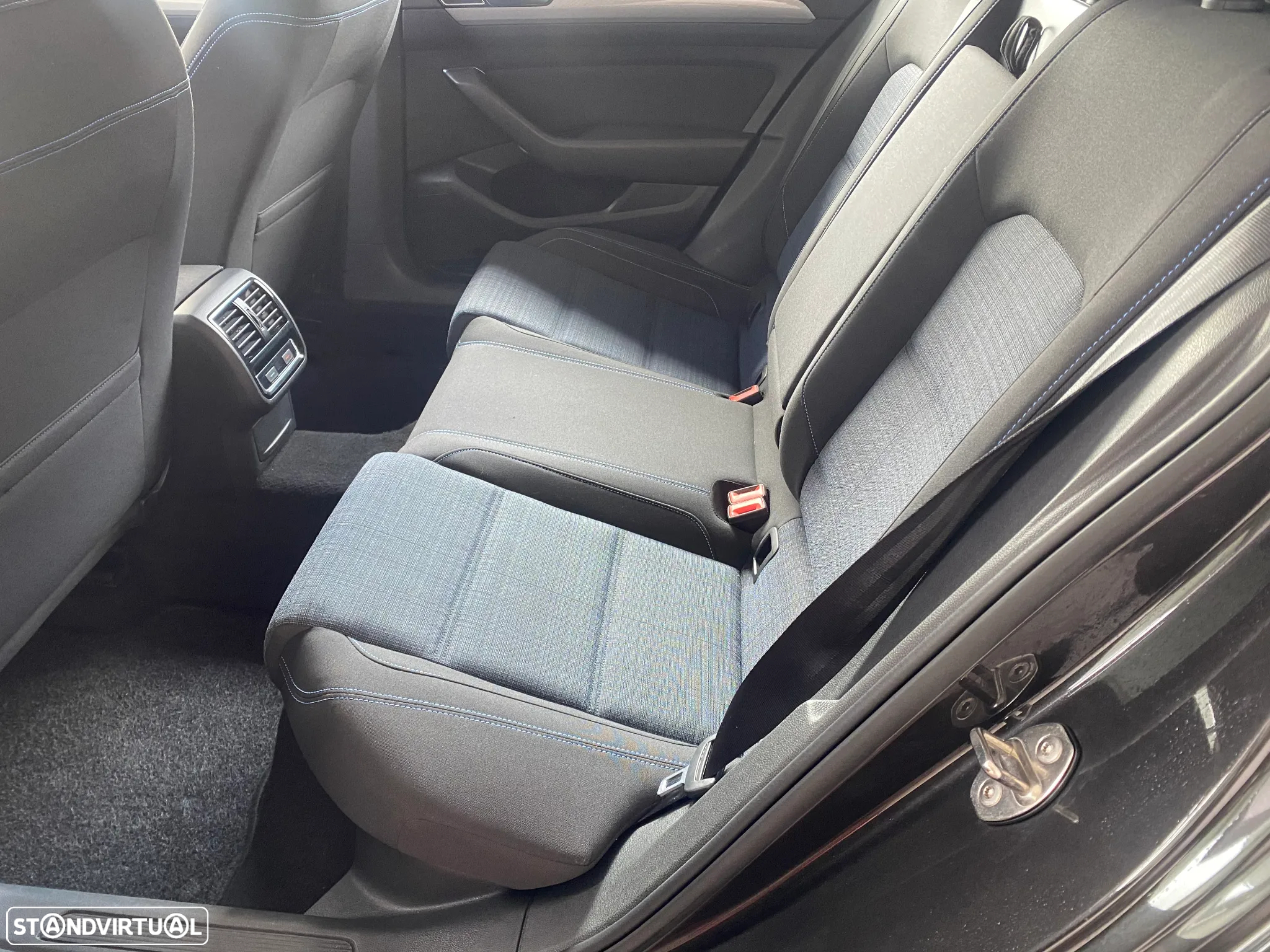 VW Passat Variant 1.4 TSI GTE Plug-in - 16