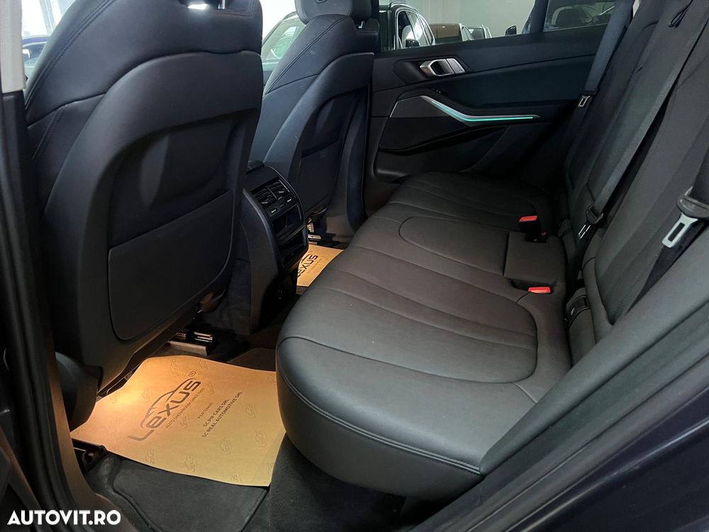 BMW X5 xDrive45e - 22
