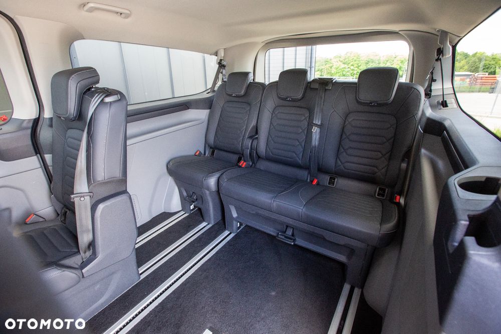Ford Tourneo Custom - 8
