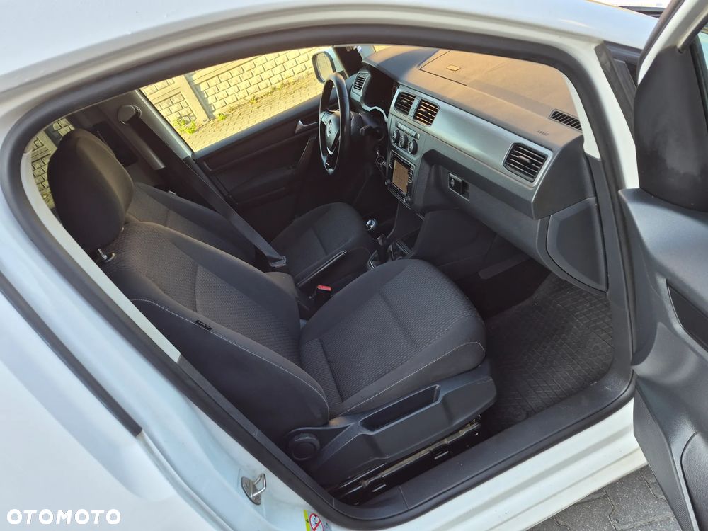 Volkswagen Caddy - 11