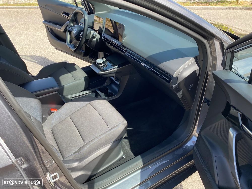MG MG4 64 kWh Comfort - 13