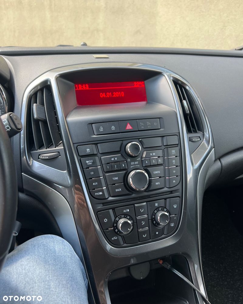 Opel Astra 1.4 T Cosmo - 8