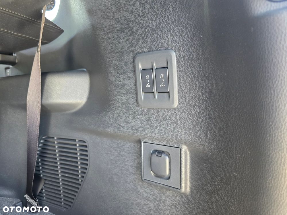 Toyota Land Cruiser LC 2.8 D-4D First Edition - 11