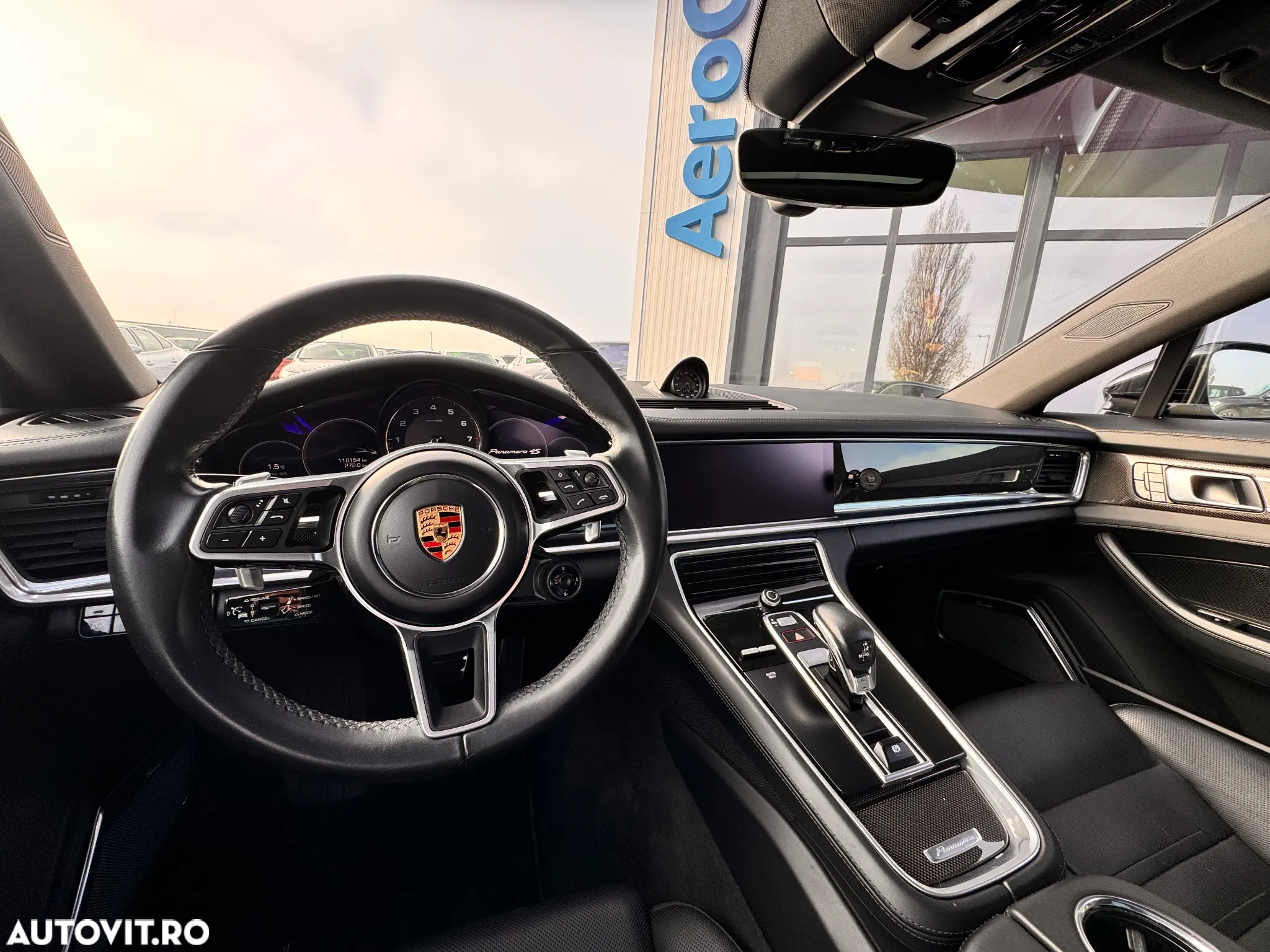 Porsche Panamera 4S Sport Turismo - 23