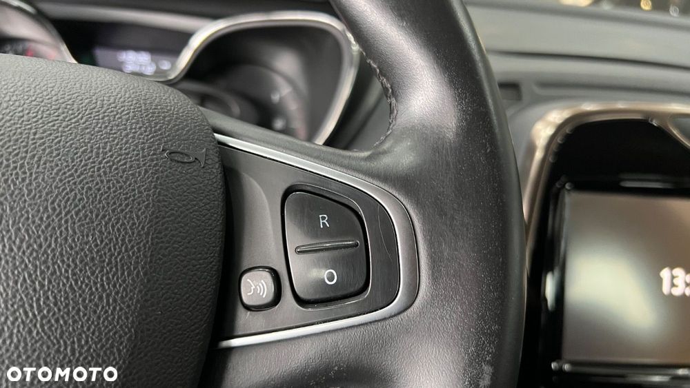 Renault Captur - 36
