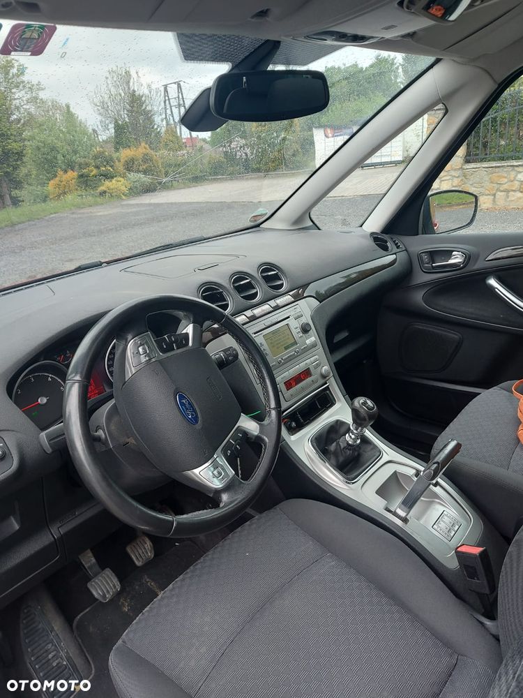 Ford Galaxy 2.0 TDCi Ghia - 14