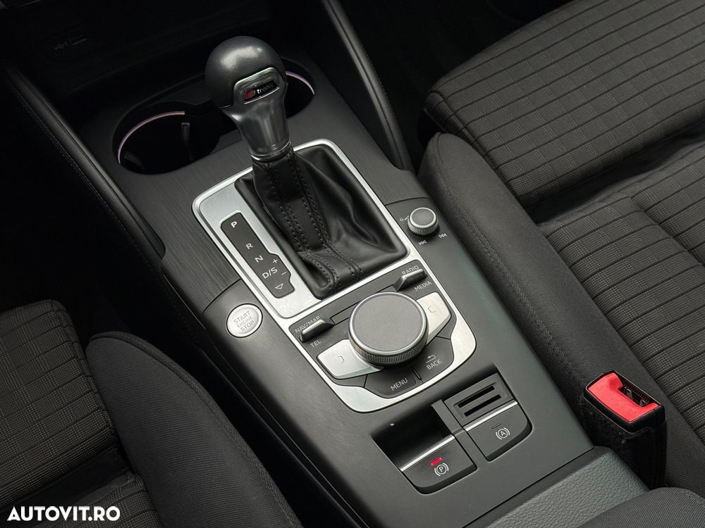 Audi A3 2.0 TDI S tronic sport - 13