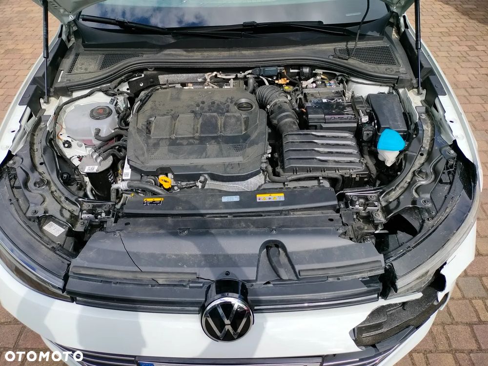 Volkswagen Passat - 8