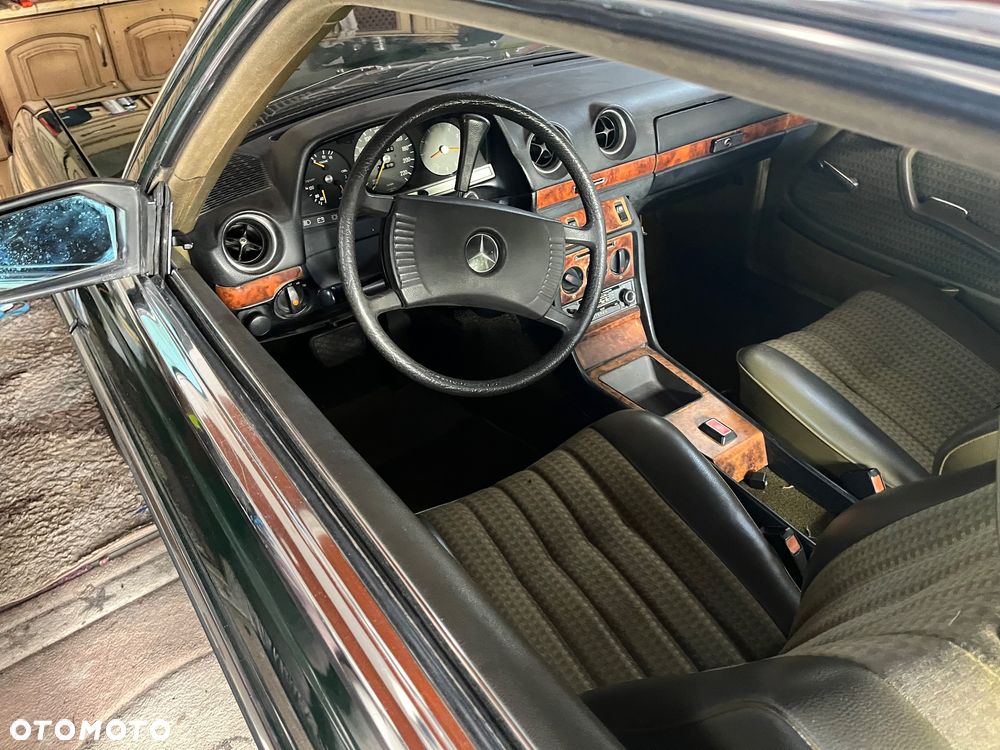 Mercedes-Benz W123 - 29