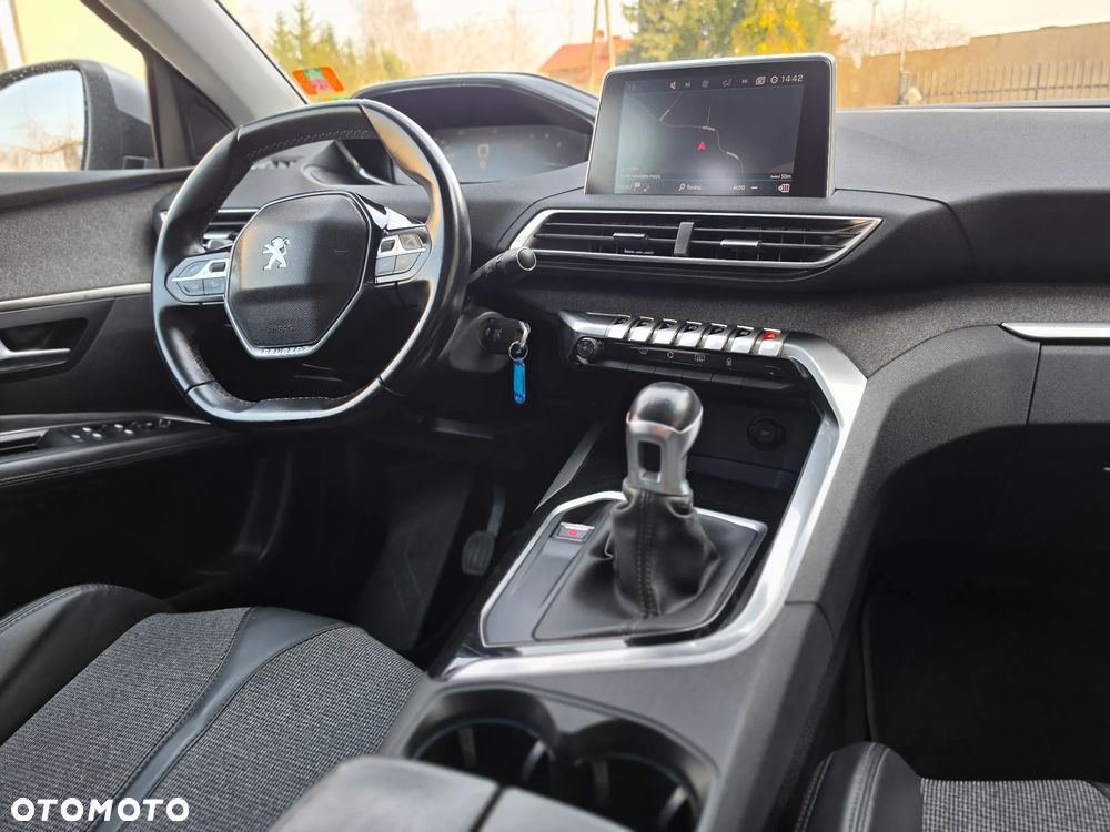 Peugeot 3008 - 32