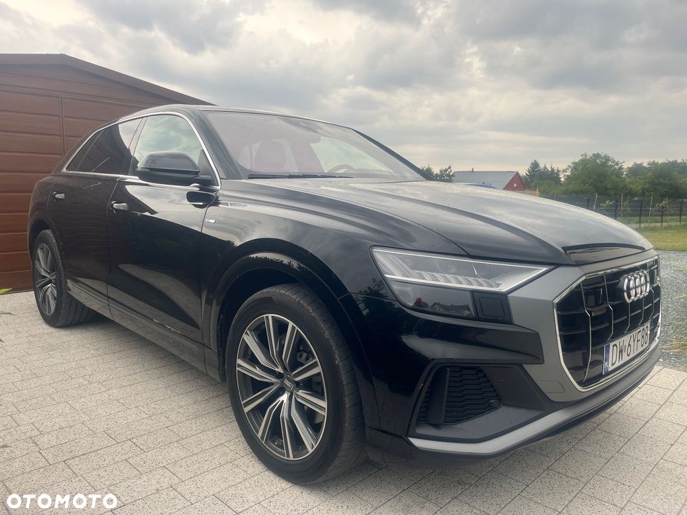 Audi Q8 - 2