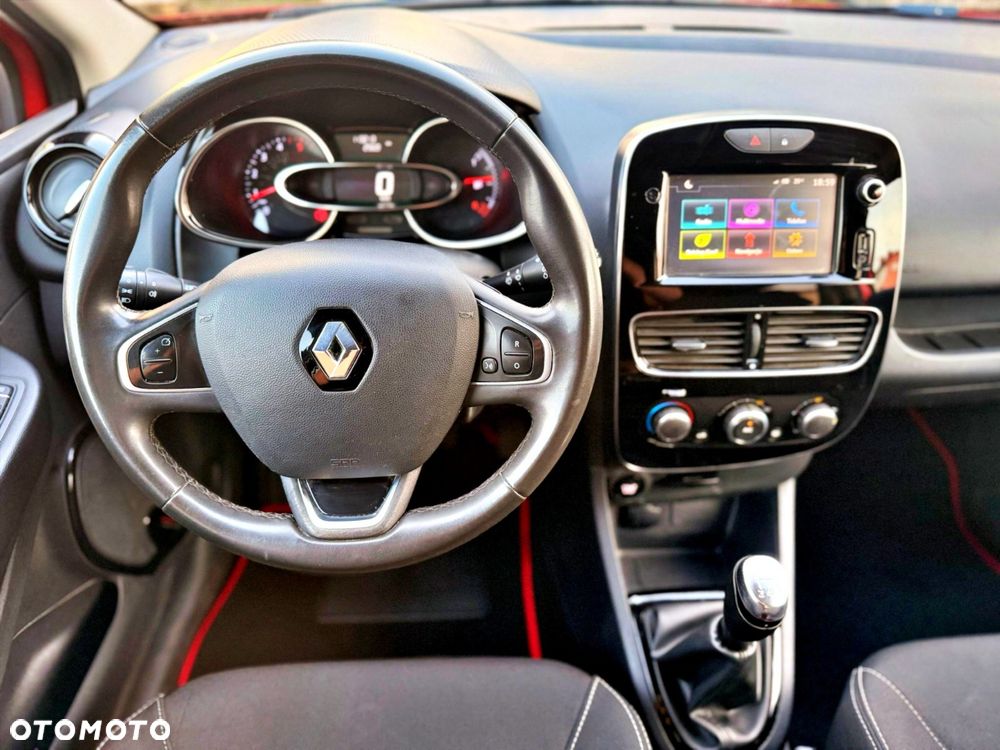 Renault Clio - 8