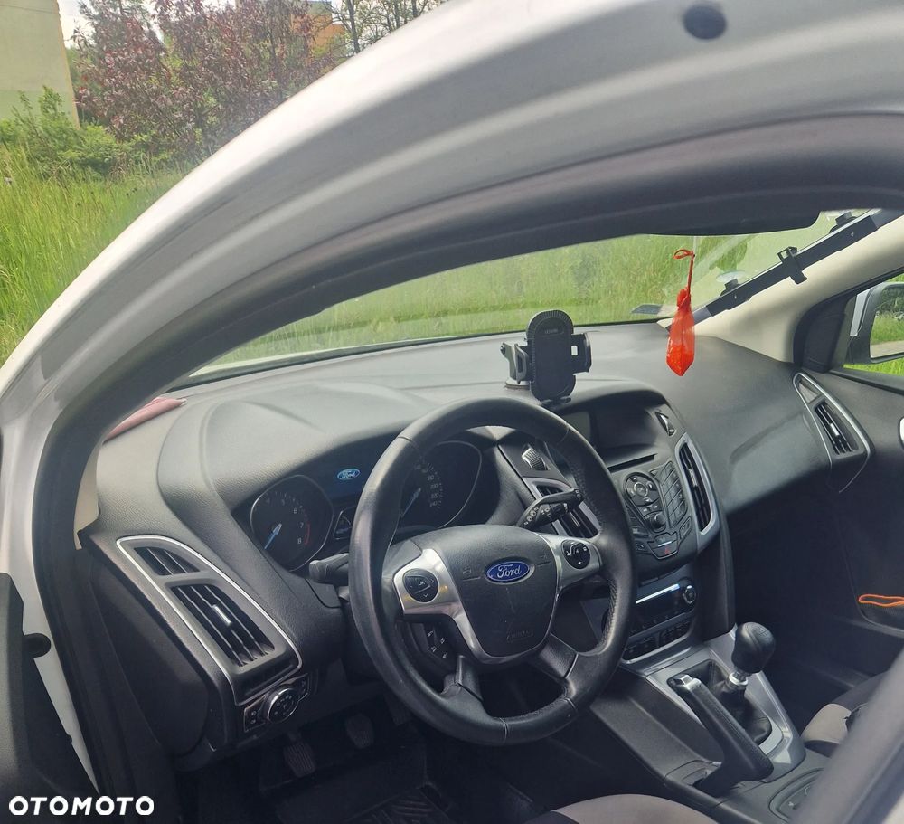 Ford Focus 1.0 EcoBoost Titanium - 5