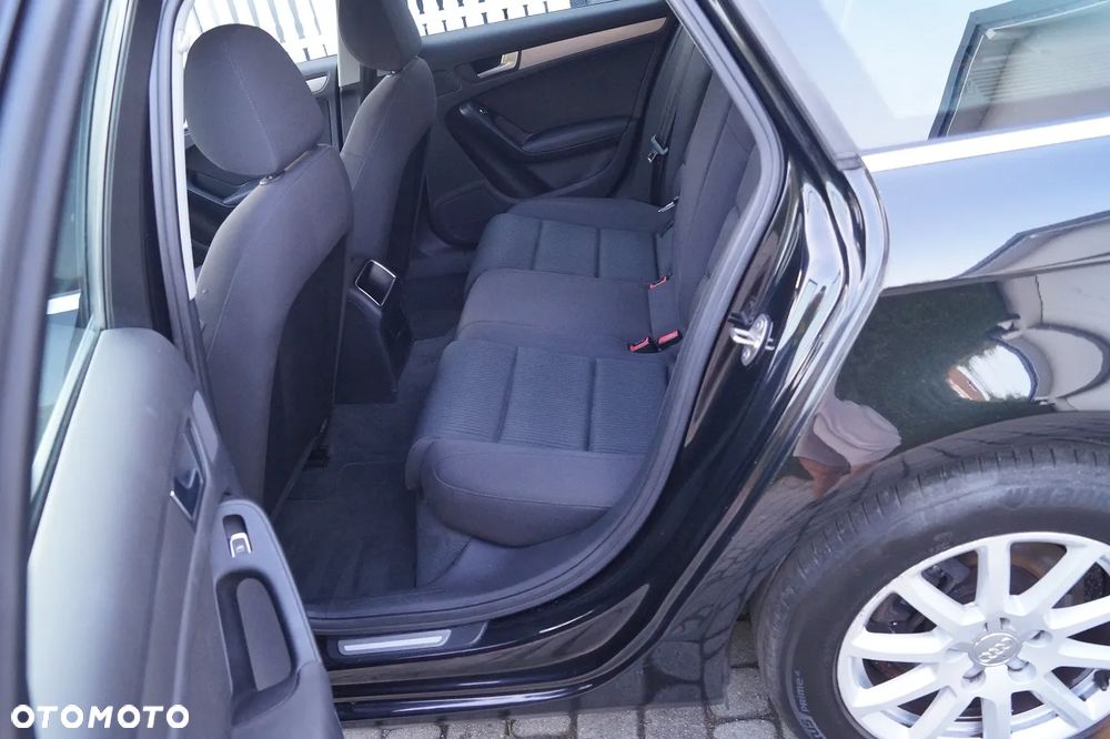 Audi A4 Avant 1.8 TFSI Attraction - 8