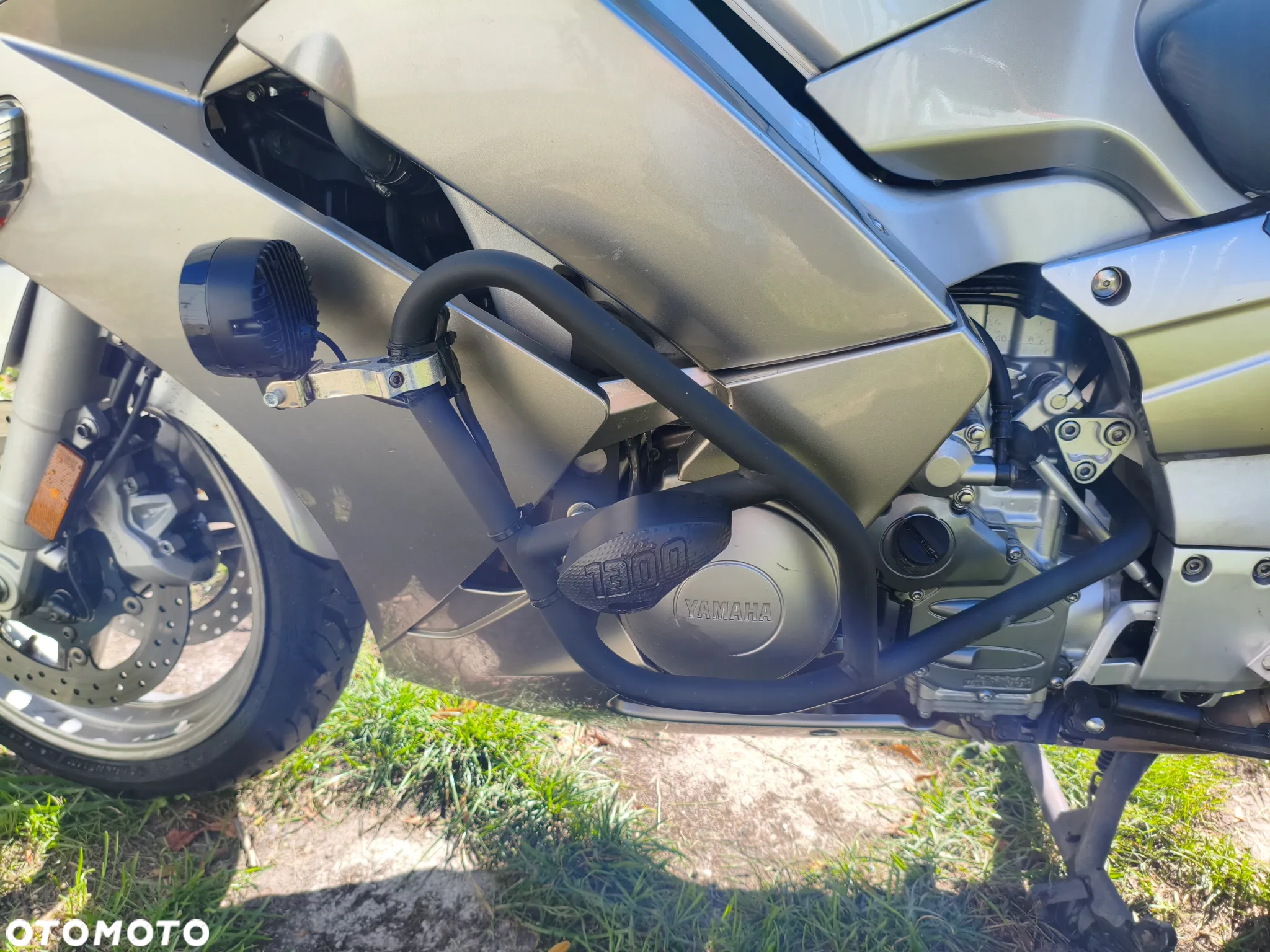 Yamaha FJR - 7