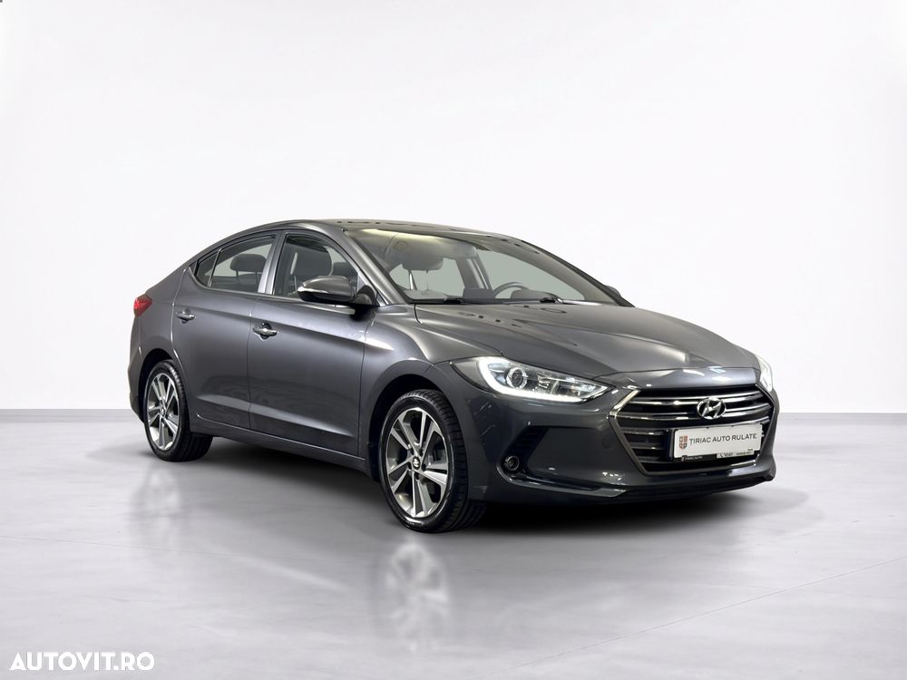 Hyundai Elantra - 8