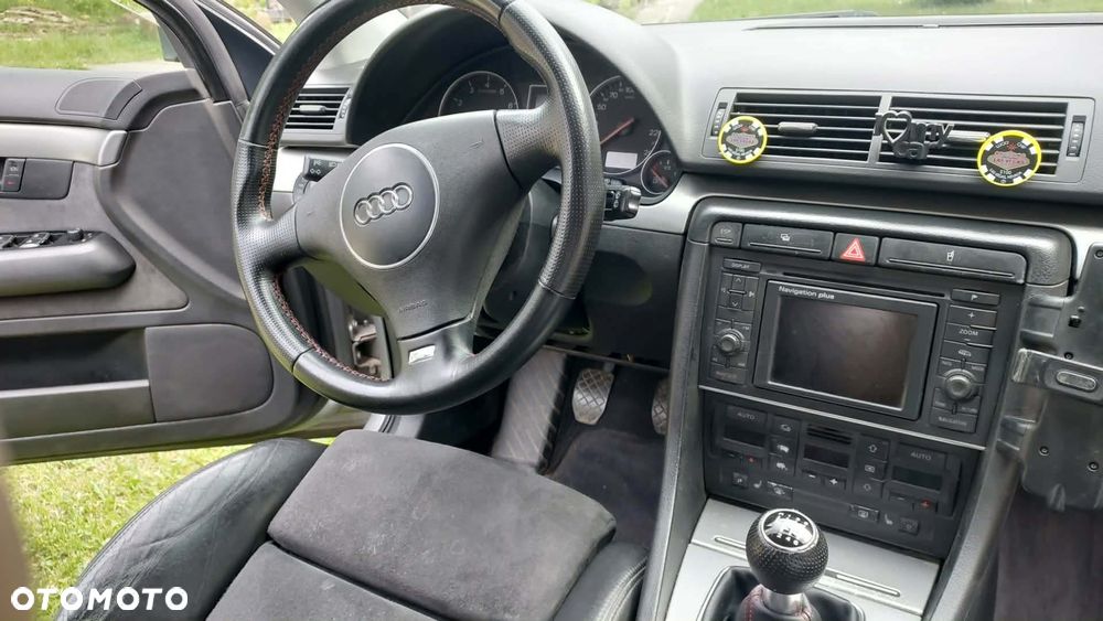 Audi A4 Avant 1.8 T quattro - 6
