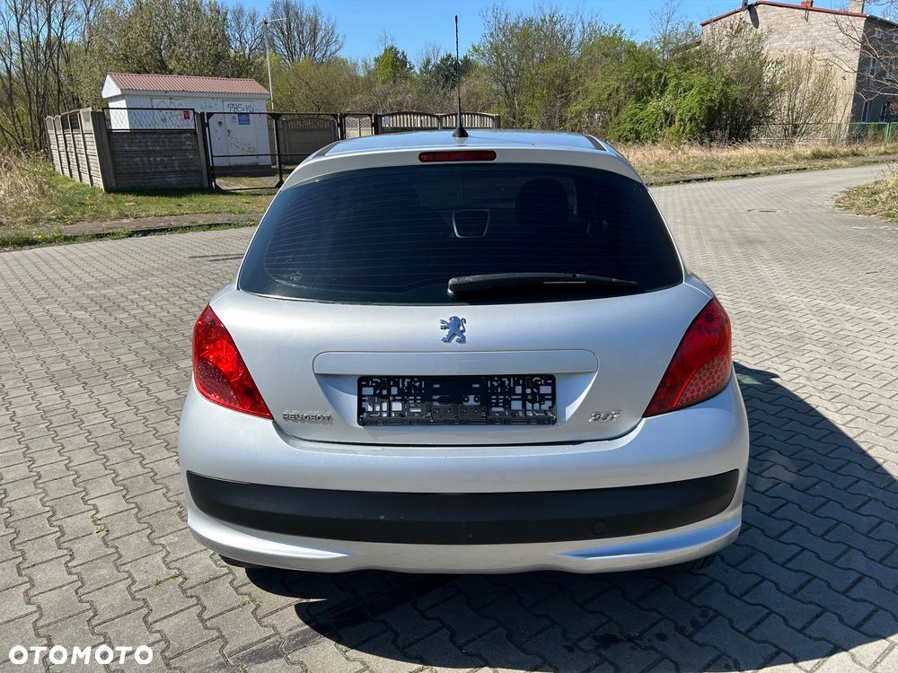 Peugeot 207 75 Filou - 6