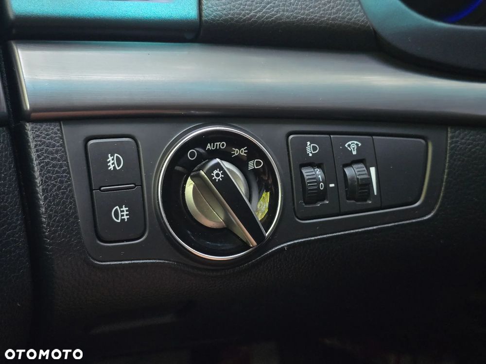 Hyundai i40 2.0 Premium - 33