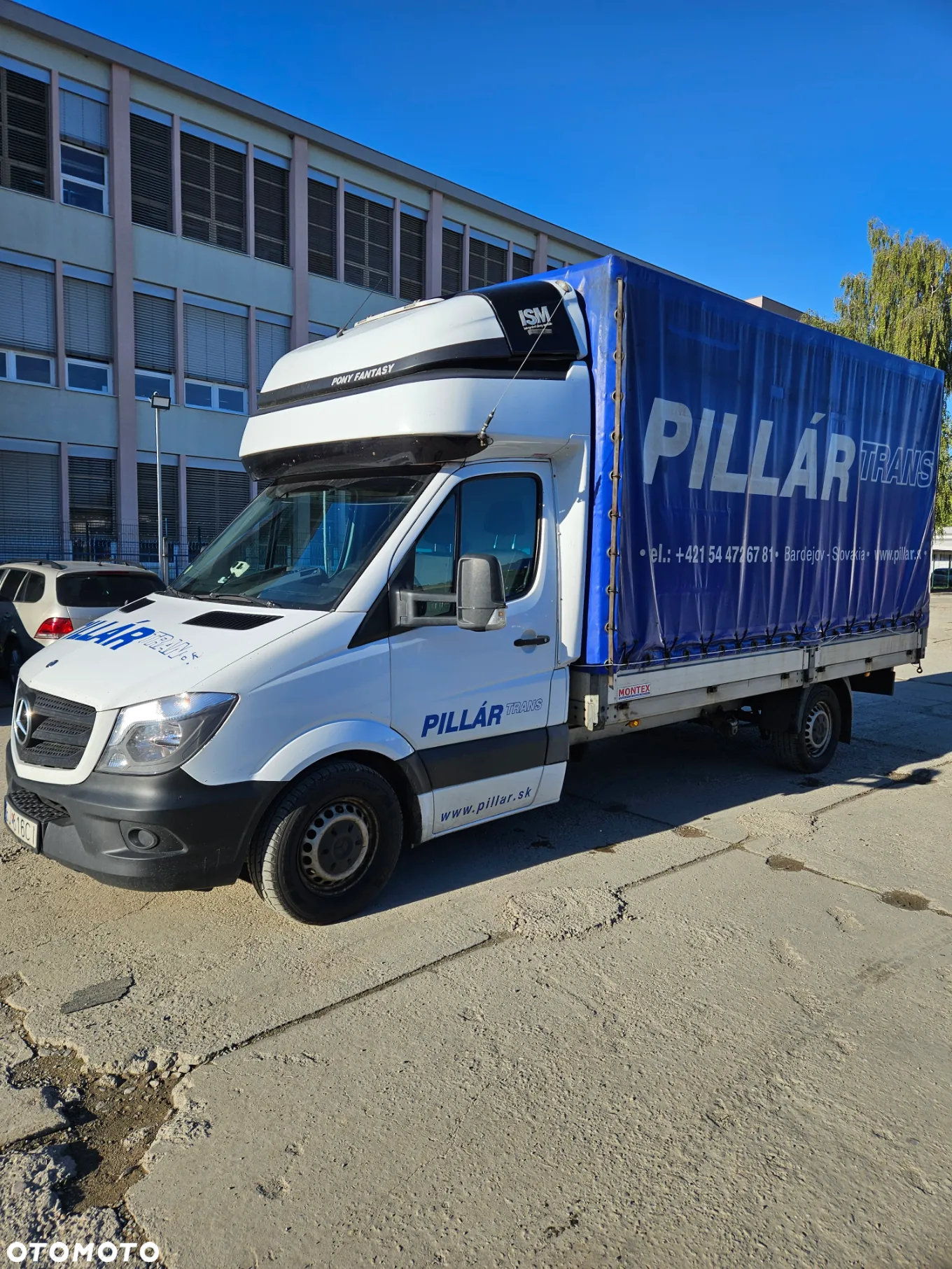 Mercedes-Benz Sprinter - 2