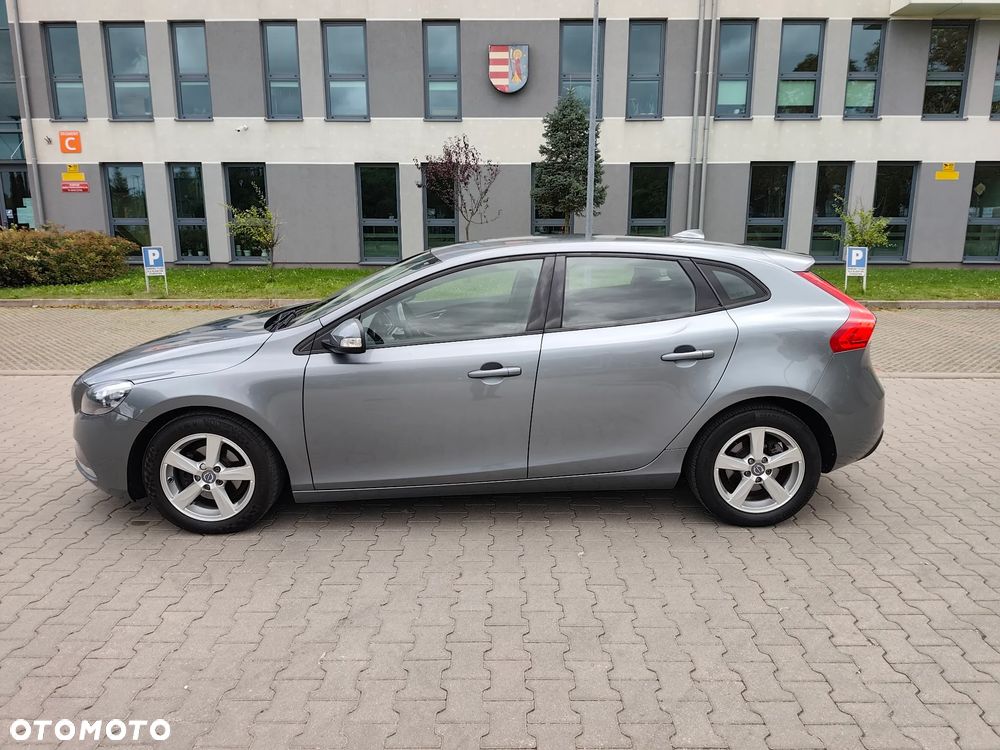 Volvo V40 - 2