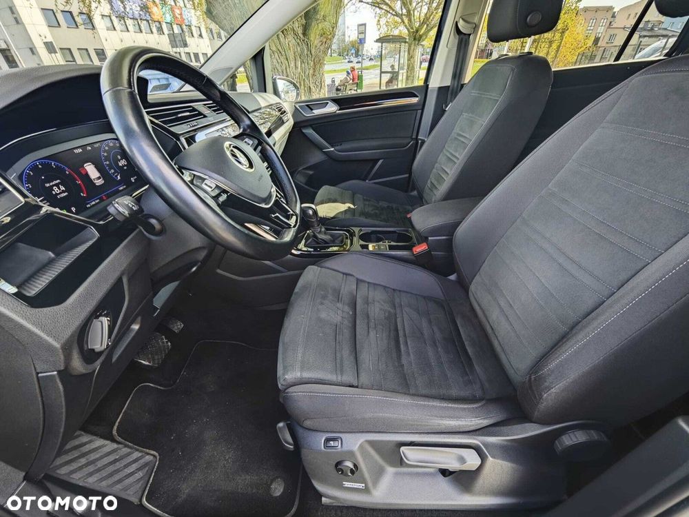 Volkswagen Touran 1.5 TSI EVO Highline DSG - 9
