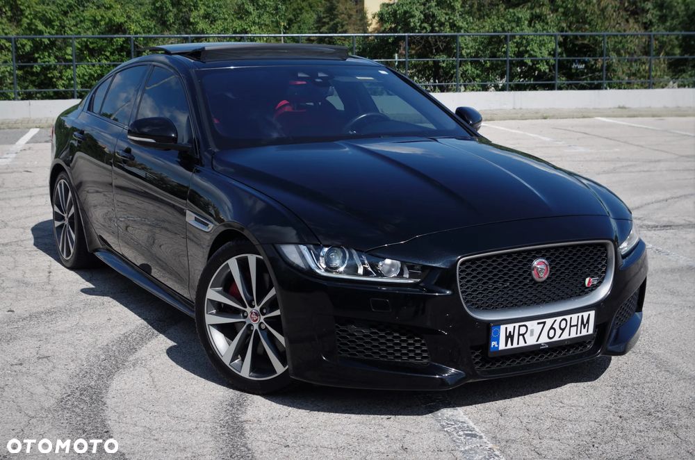 Jaguar XE S - 1