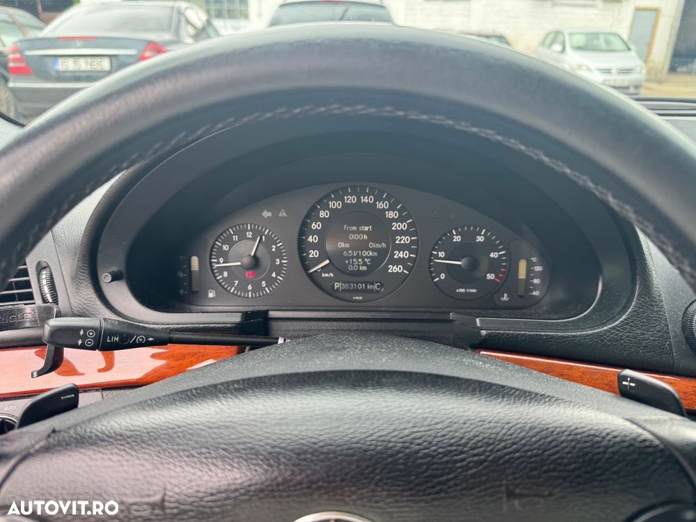 Mercedes-Benz E - 7