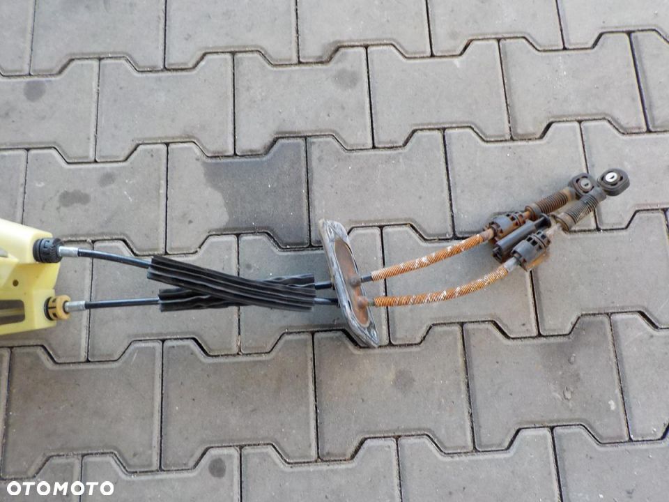 VW T5 1.9 TDI LINKA LINKI ZMIANY BIEGÓW LEWAREK 5B - 1