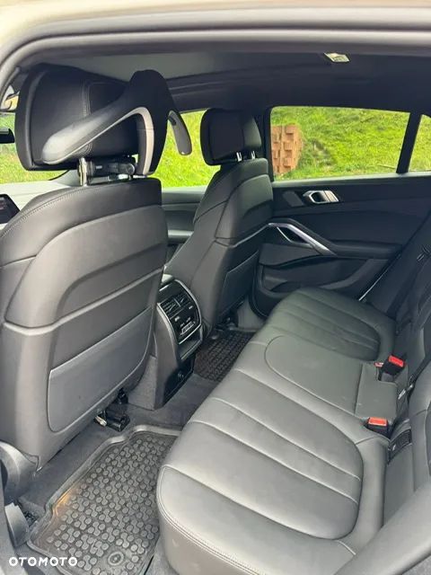 BMW X6 xDrive30d - 11