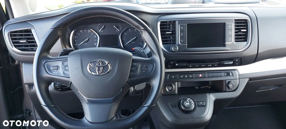 Toyota Proace Verso 2.0 D4-D Medium VIP - 31
