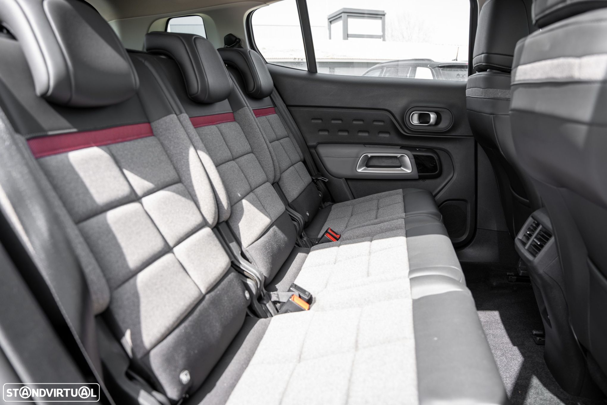 Citroën C5 Aircross 1.6 Hybrid Shine e-EAT8 - 21