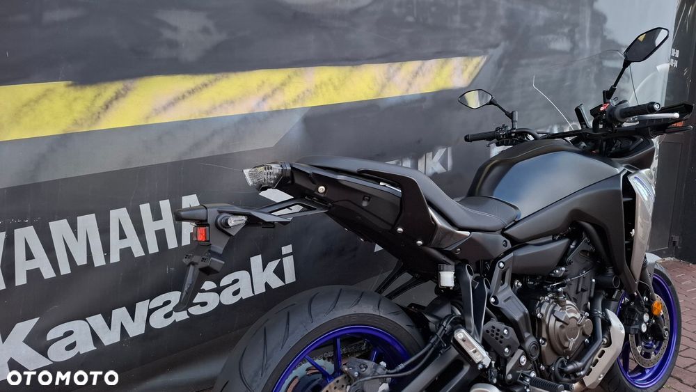 Yamaha MT - 7