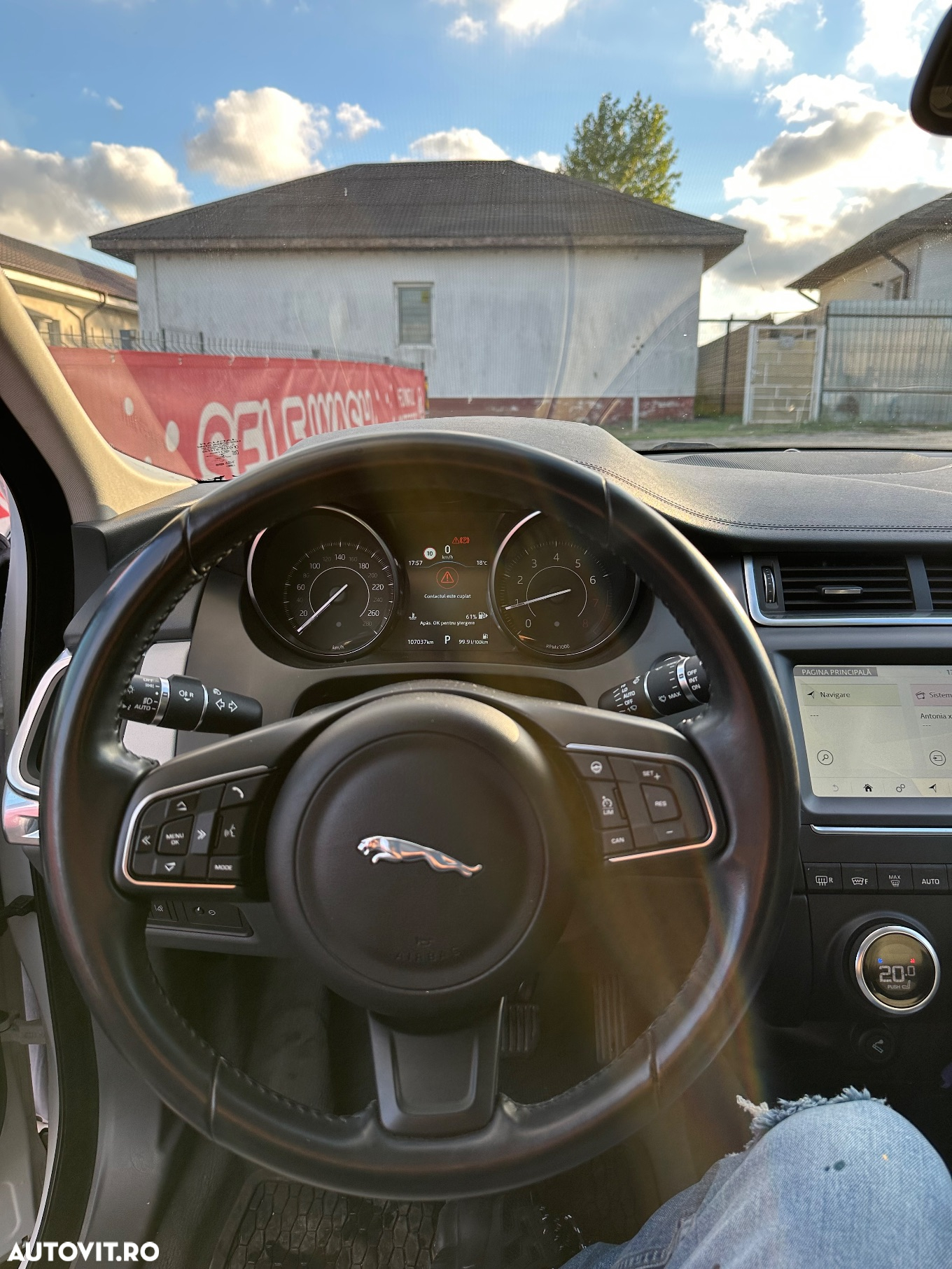 Jaguar E-Pace P250 AWD Base - 15