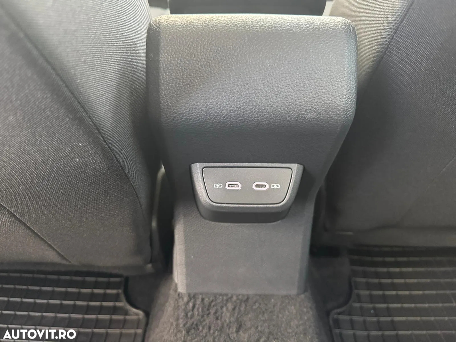 Volkswagen Taigo 1.0 TSI DSG Advanced - 27