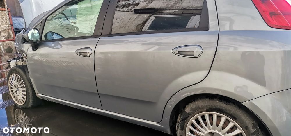 DRZWI PRAWY LEWY PRZOD TYL FIAT GRANDE PUNTO 589A - 2