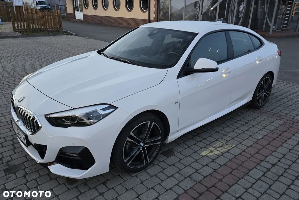 BMW Seria 2 218d M Sport - 1