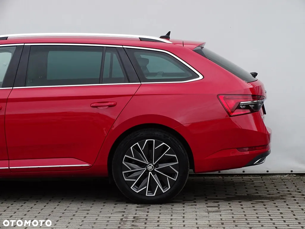 Skoda Superb 1.4 TSI Plug-In Hybrid L&K DSG - 11