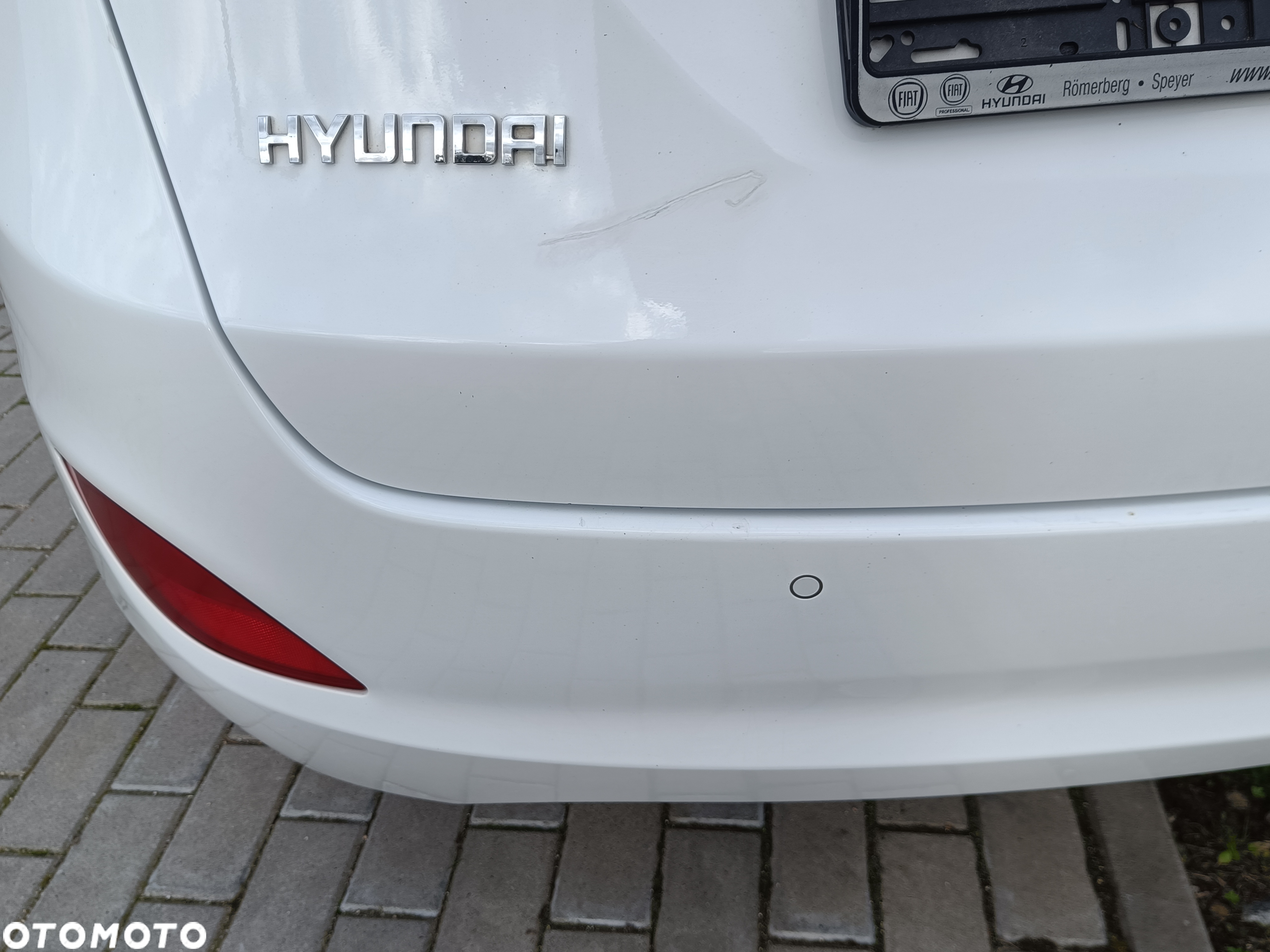 Hyundai i30 1.6 CRDi Premium - 24
