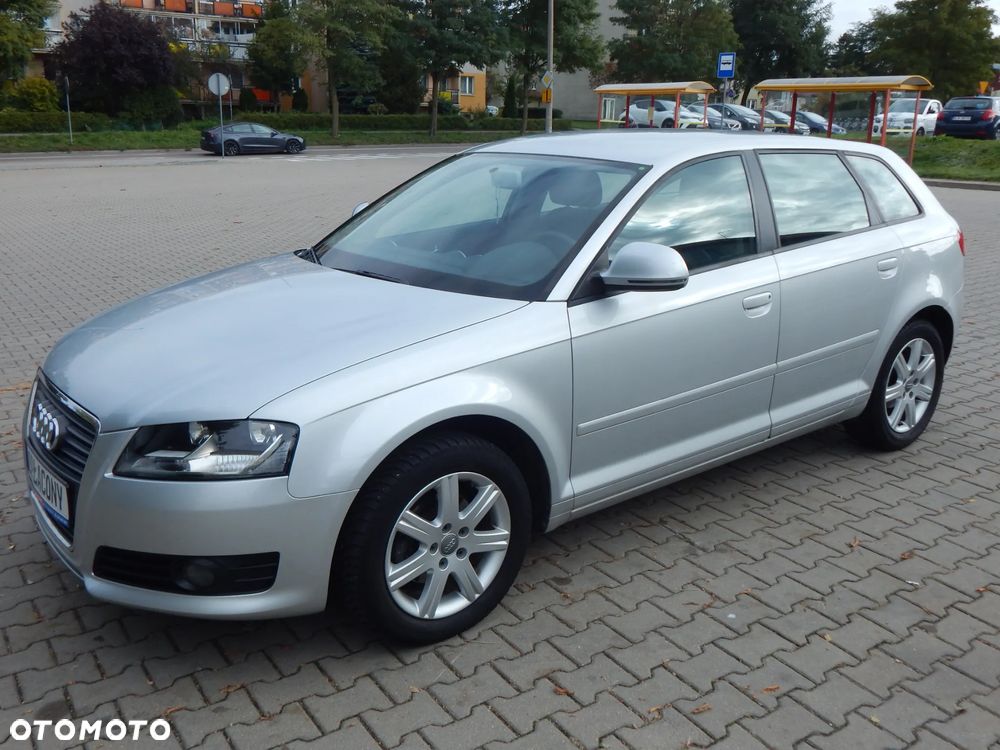 Audi A3 Sportback 1.6 Attraction - 12