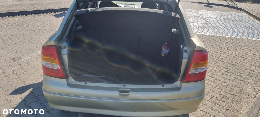 Opel Astra 1.4 Comfort / Cool - 8