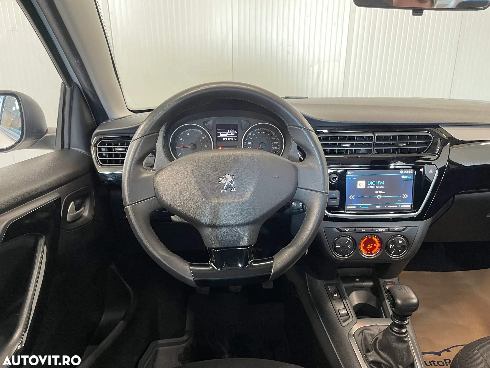 Peugeot 301 1.5 BlueHDI FAP Allure - 6
