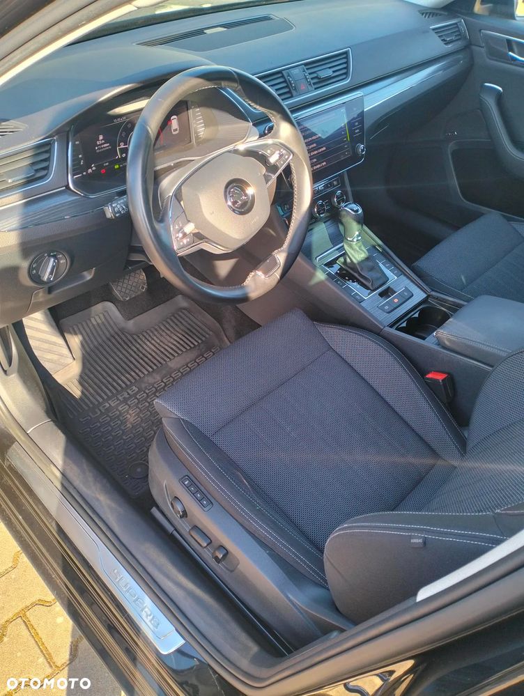 Skoda Superb 2.0 TDI SCR 4x4 Style DSG - 14