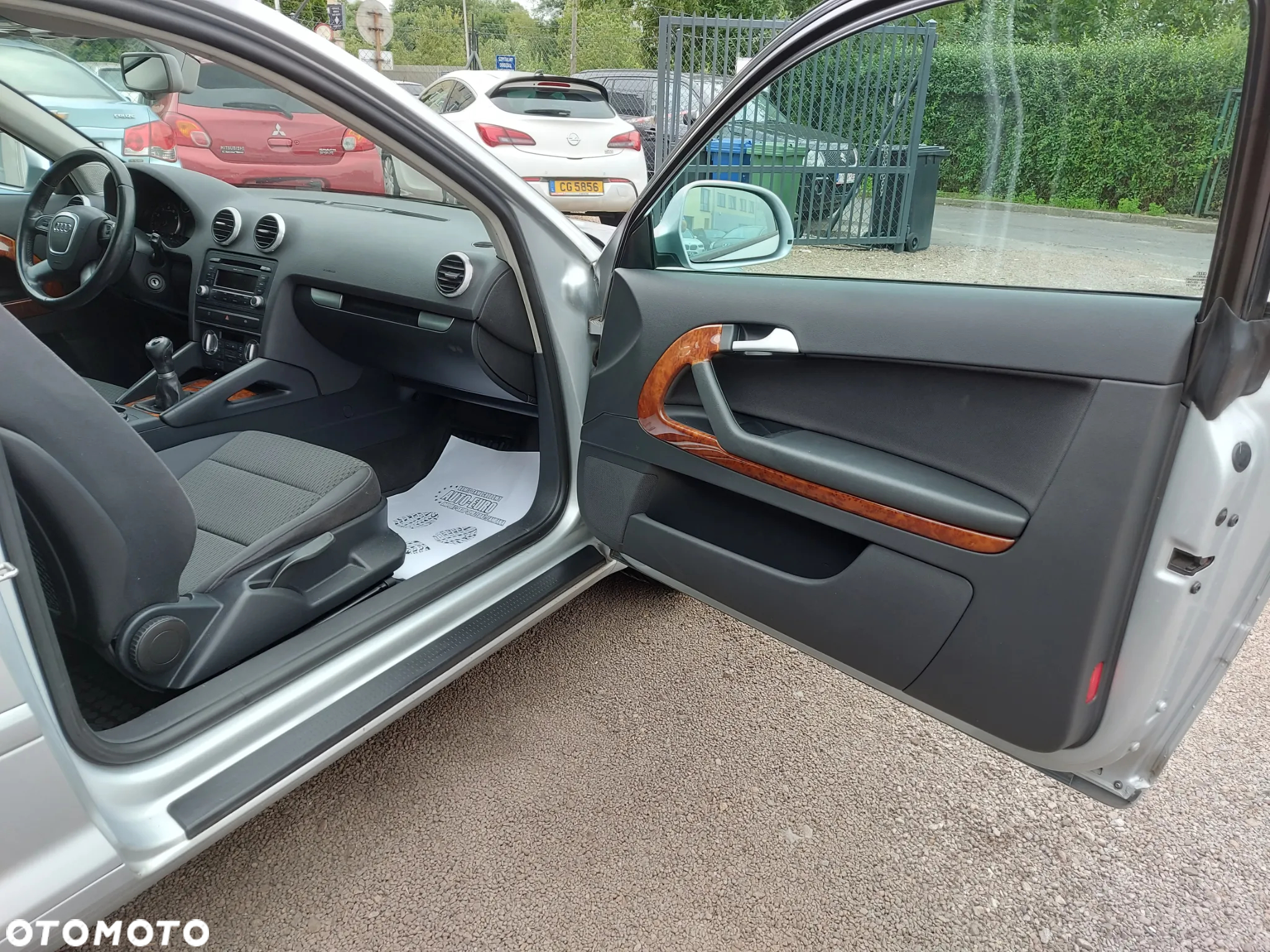 Audi A3 1.6 Attraction - 14