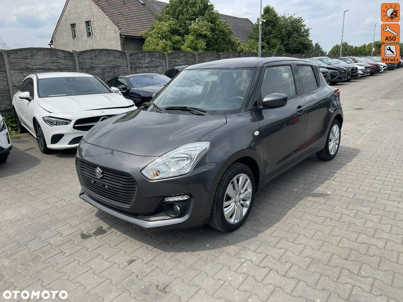 Suzuki Swift 1.2 Dualjet Hybrid Club - 1