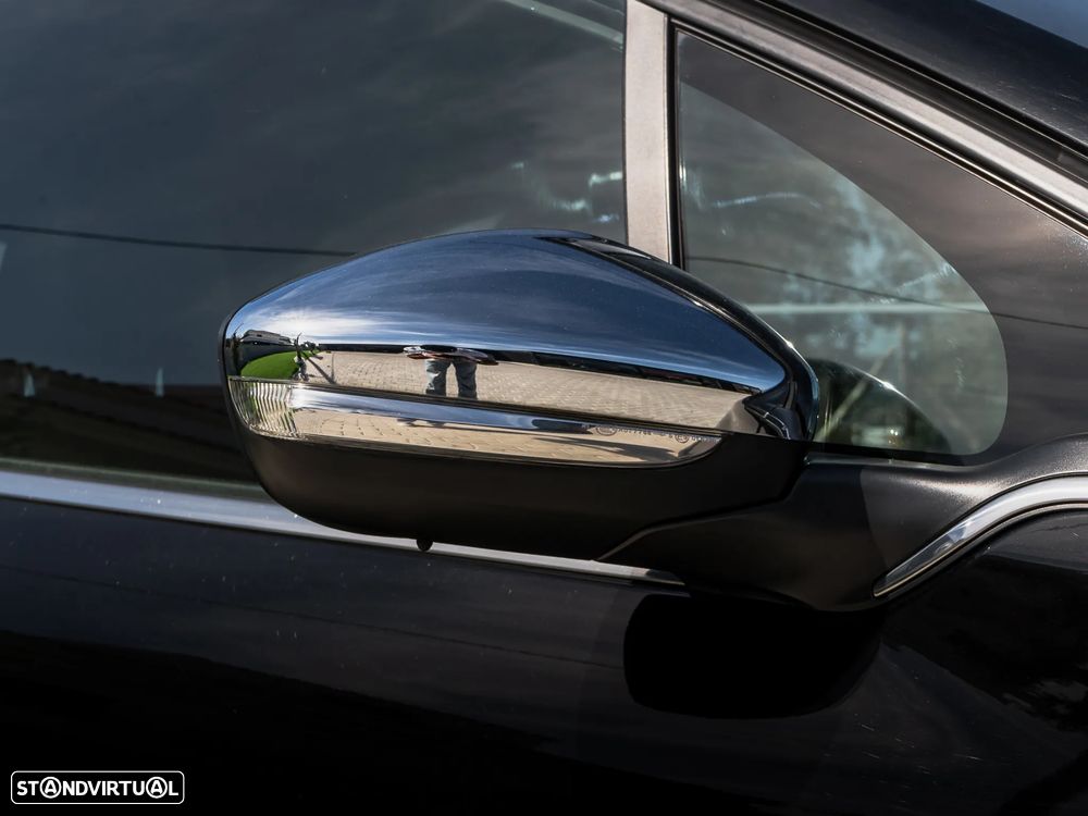 Peugeot 208 GTI 200 THP - 40