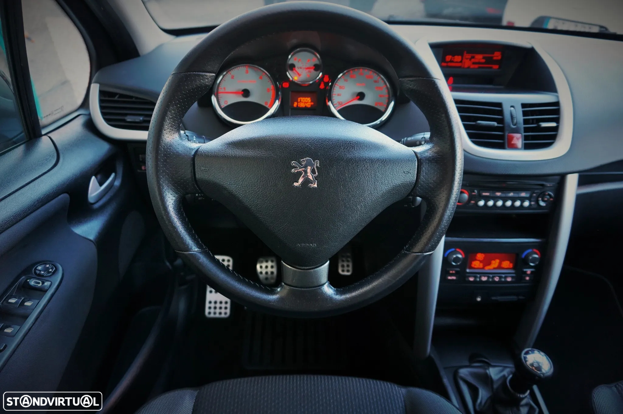 Peugeot 207 1.4 HDi Sport - 29