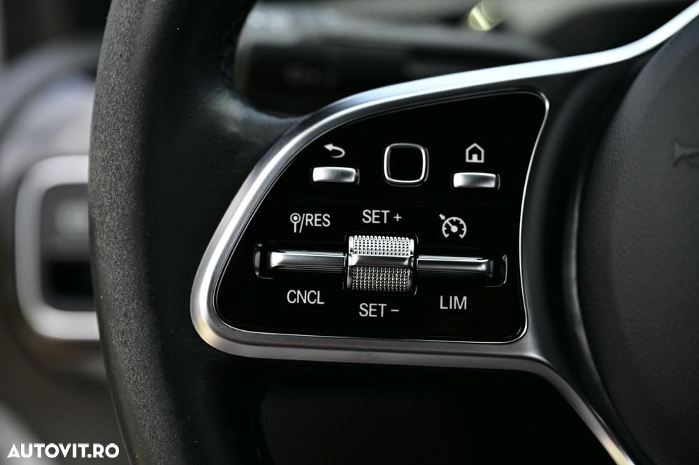 Mercedes-Benz A 200 d Sedan Edition 2021 - 31