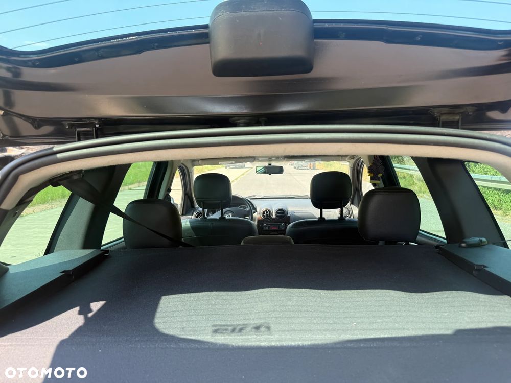Dacia Duster 1.6 Laureate 4x4 - 8
